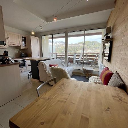 Appartement le champas à Enchastrayes Extérieur photo