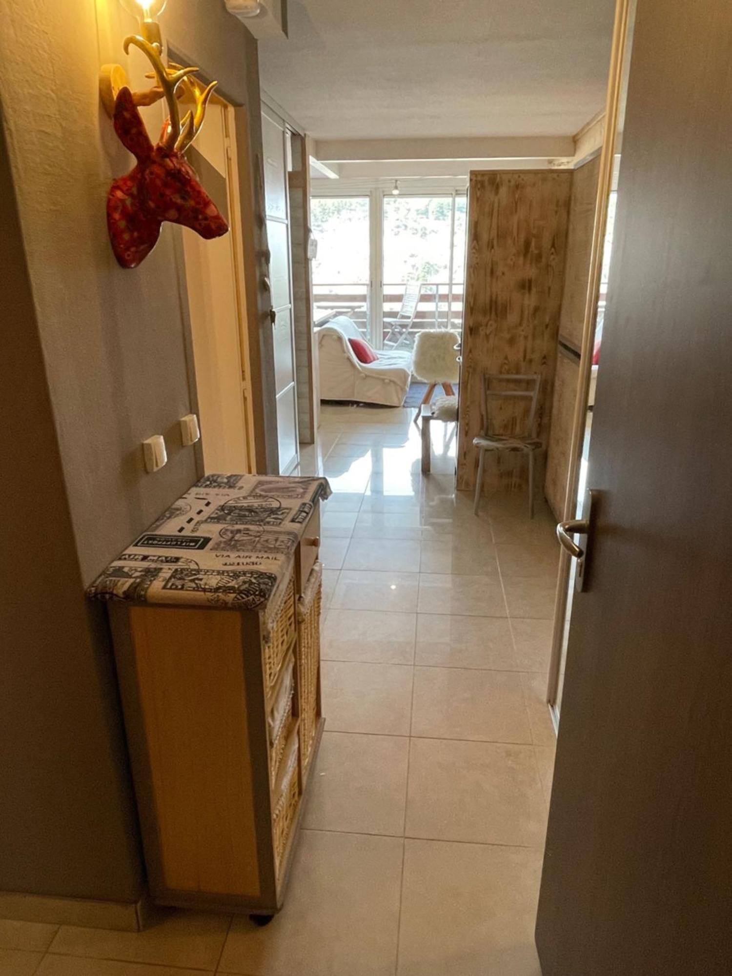 Appartement le champas à Enchastrayes Extérieur photo