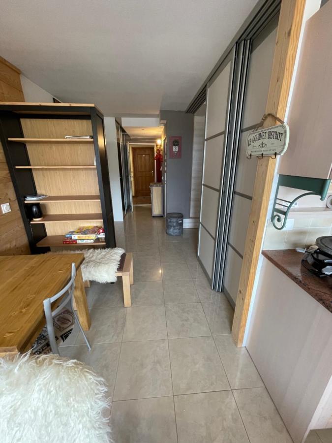 Appartement le champas à Enchastrayes Extérieur photo