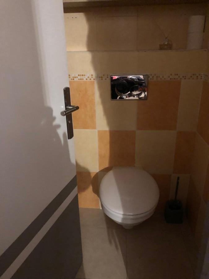 Appartement le champas à Enchastrayes Extérieur photo